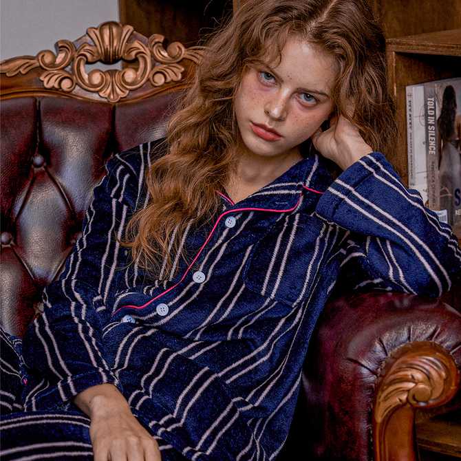 포근하고 따뜻한 잠옷, 집에서도 편안하게 입기 좋은 긴팔 커플 수면 세트