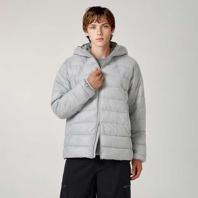 가볍고 편안한 후드 자켓, 일상에 딱 맞는 선택!