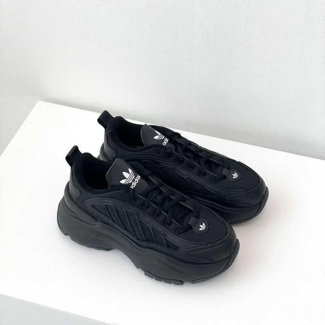 편하게 신기 좋은 아디다스 오즈가이아 블랙, 어떤 점이 좋을까?