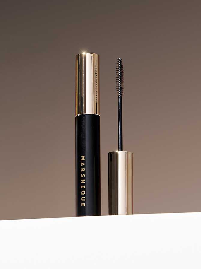 눈썹과 속눈썹 건강을 동시에 챙기는 비건 영양제, 한번 살펴보세요!