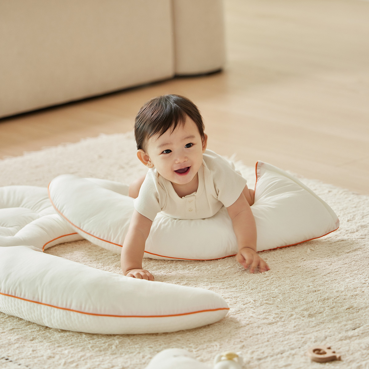 편안한 잠자리를 위한 라비킷 라이너루프트 커들업 옆잠베개 추천!