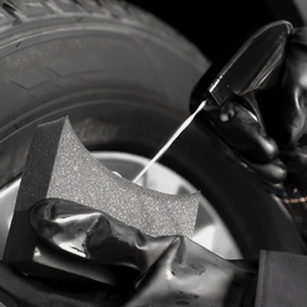 일상에서 쉽게 사용하는 매트블랙 타이어 광택제 추천!