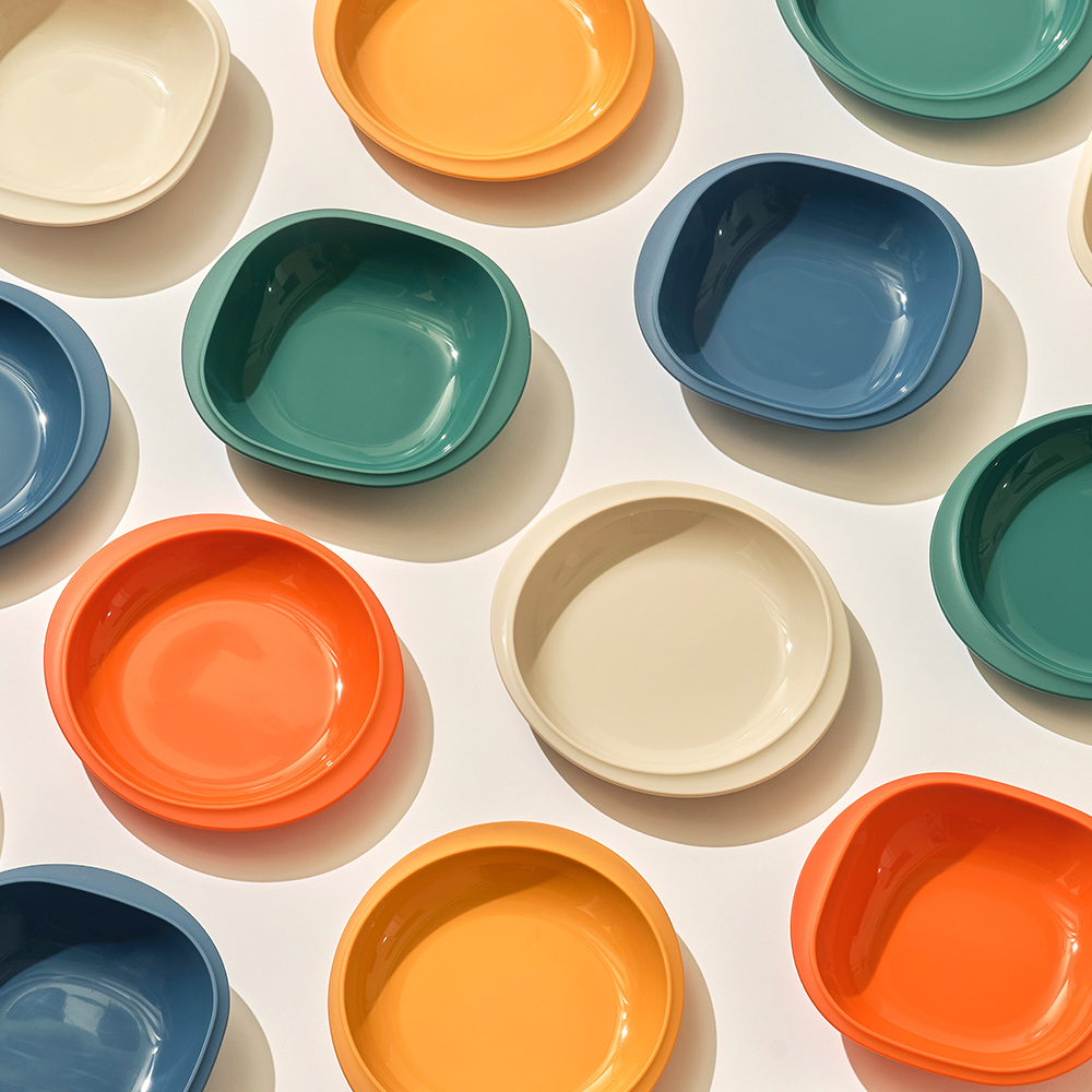 캠핑이나 피크닉에 딱! 실리콘으로 만든 원형 접시 추천