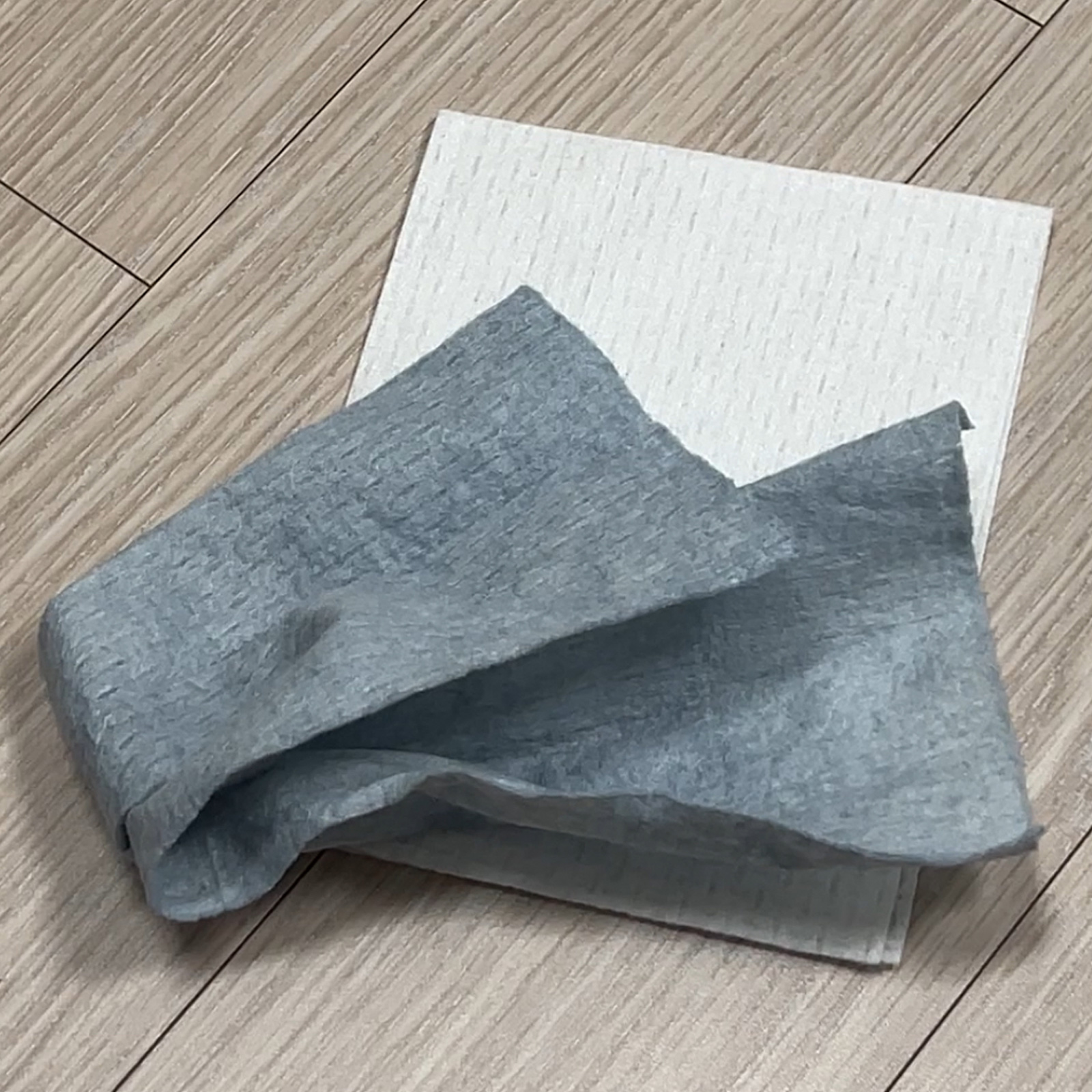 흰색 옷도 걱정 없이 세탁하는 방법, 이염 방지 시트 추천!