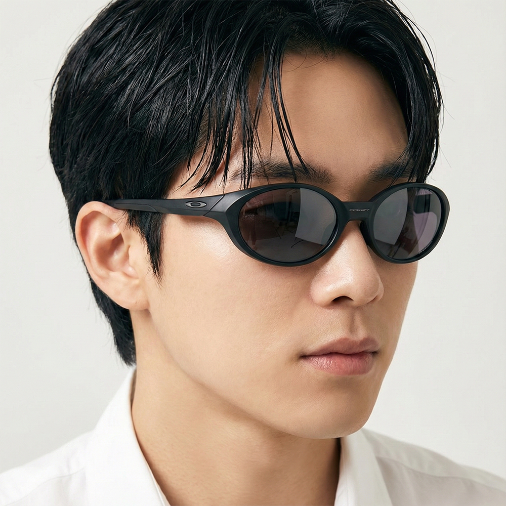 오클리 선글라스 아이자켓 리덕스 9438 블랙 실버 남자 여자 러닝 편광 선글라스