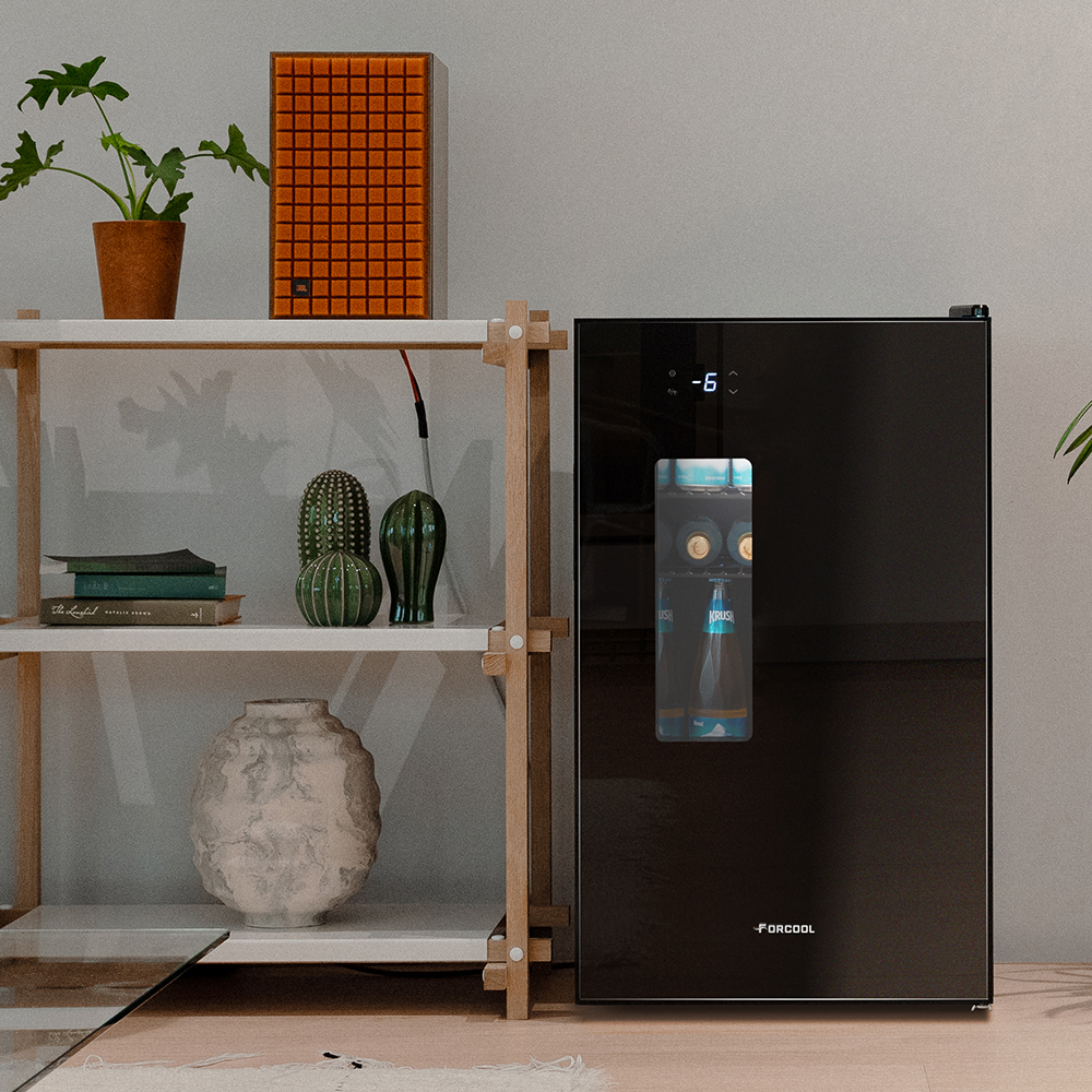 집에서 간편하게 즐기는 작은 술 냉장고, 이제는 필수템!