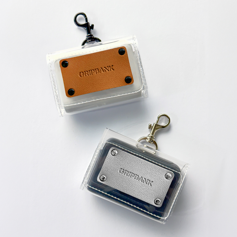 작고 가벼운 보조배터리로 언제 어디서든 충전 걱정 끝!