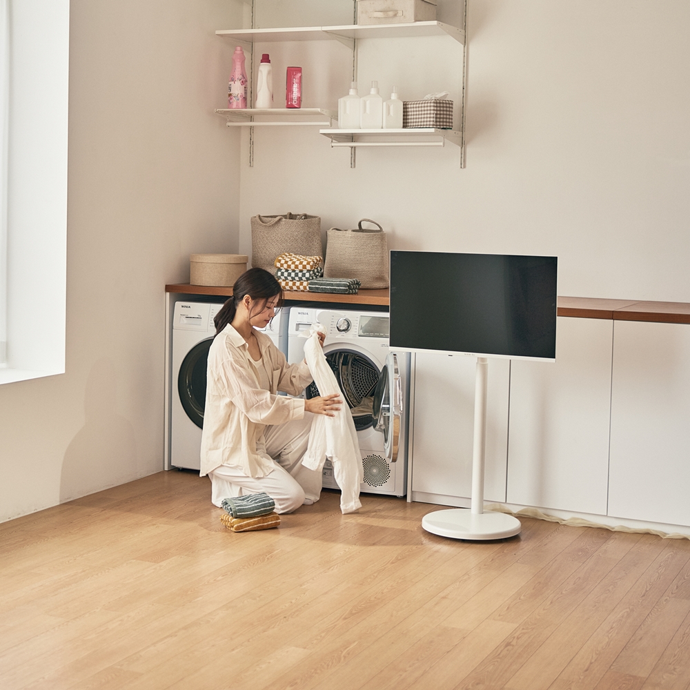 가볍고 이동이 편한 스마트 TV, 집에서도 쉽게 설치하는 방법 알려드릴게요!