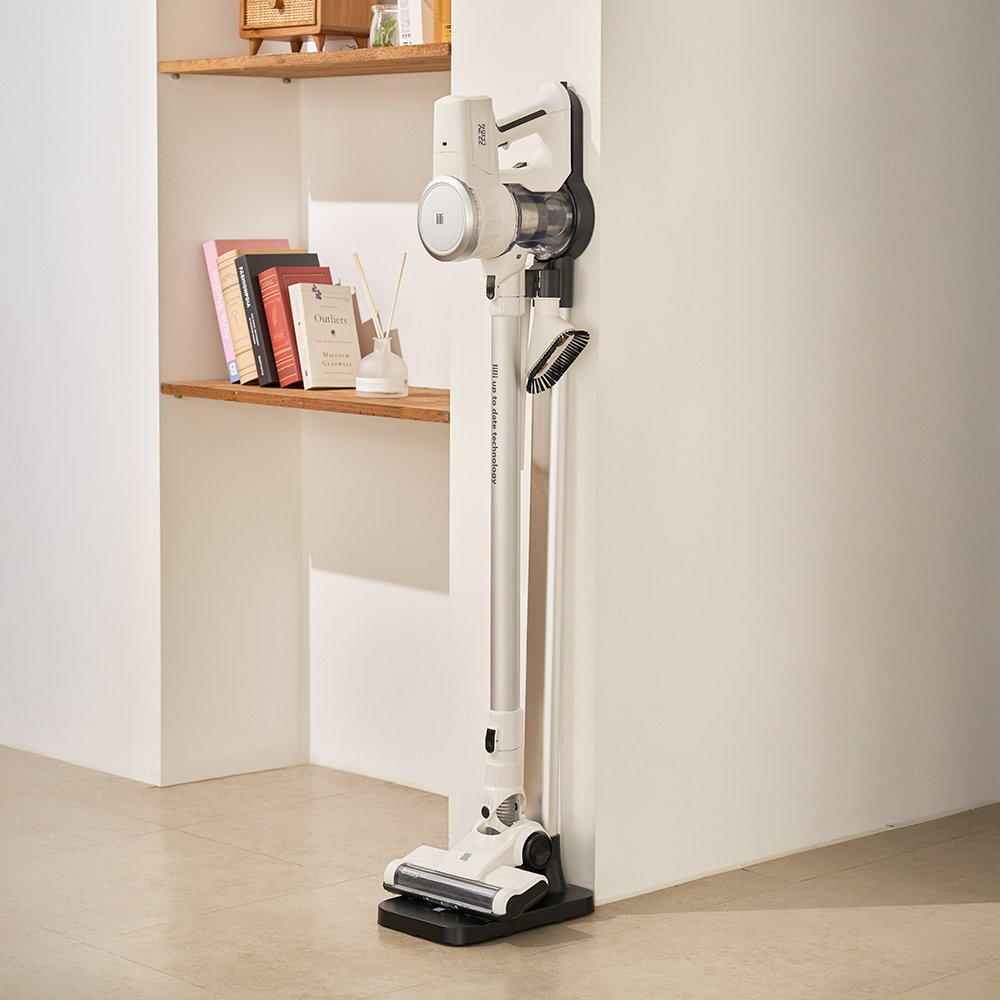 가볍고 강력한 무선청소기, 아이룸 차이슨 제트클린으로 집안 청소 끝!