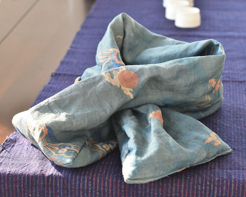 편안하고 멋스럽게, 린넨 누빔 머플러로 스타일 업!