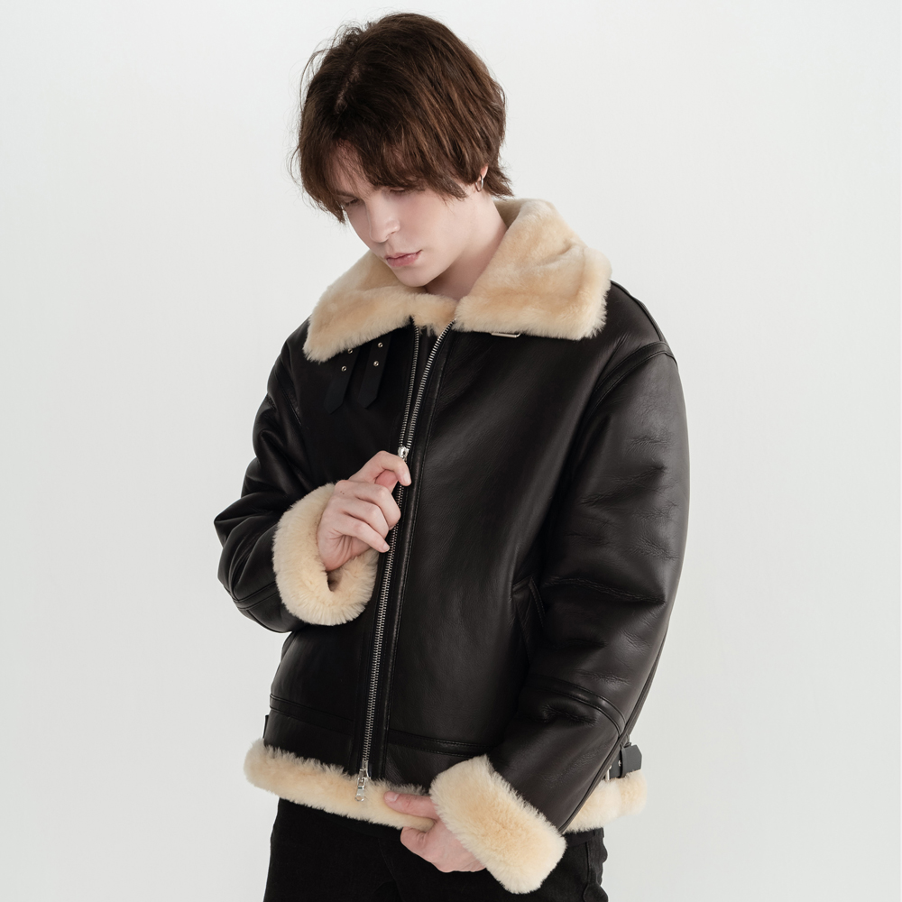 이태원포스트의 멋진 양털 양가죽 무스탕, 편안하면서도 스타일리시하게 입기 좋은 남성 자켓