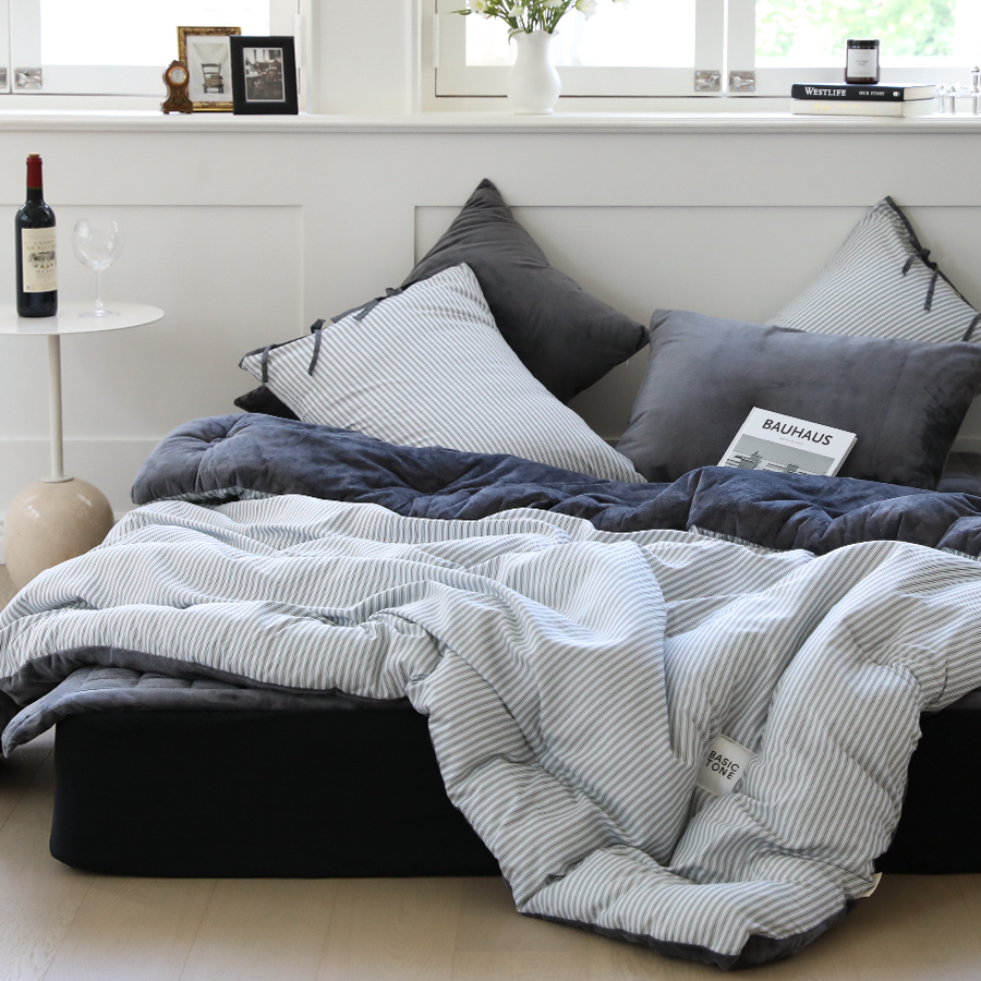 포근하고 따뜻한 극세사 이불, 집에서 쉽게 즐기기 좋은 광폭 디자인 추천