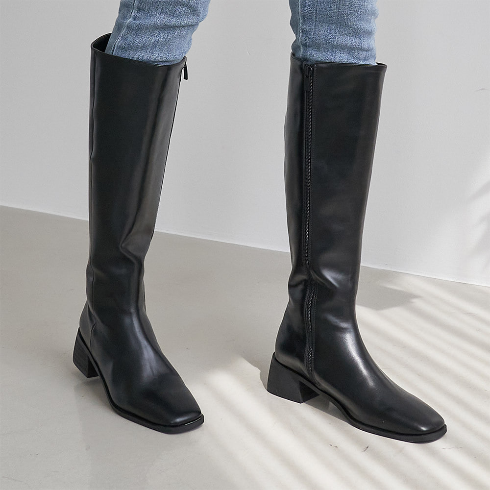 편안하게 신을 수 있는 넓은 종아리 하이 부츠 추천!