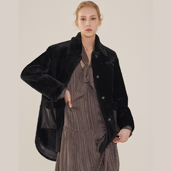 편안하게 입기 좋은 하프 무스탕 코트, 한번 살펴보세요!