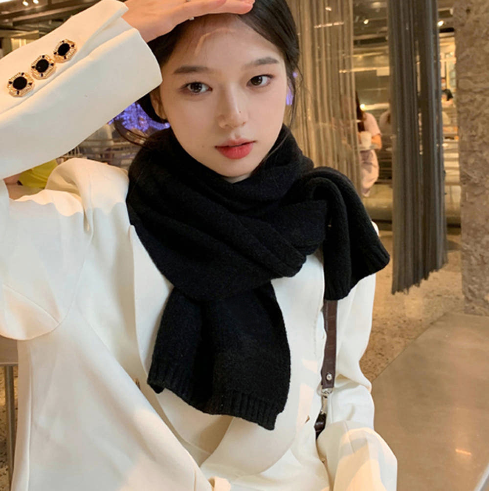 포근하고 따뜻한 양면 캐시미어 목도리, 스타일리시하게 연출하는 방법