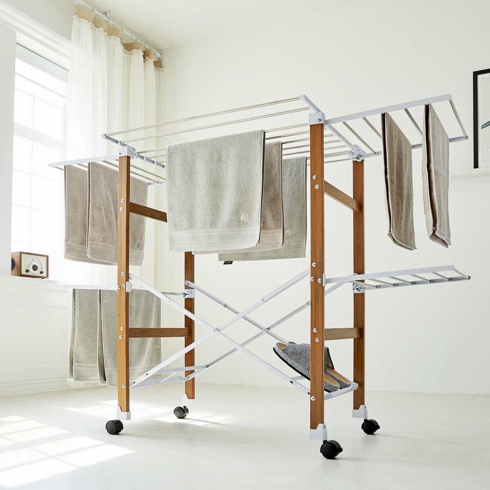 튼튼하고 넉넉한 크기의 접이식 빨래 건조대, 집에서도 쉽게 사용하세요!