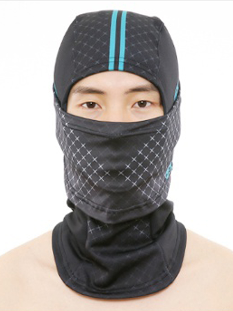 겨울철 따뜻하게 즐기기! 바라클라바 후드와 넥워머 추천