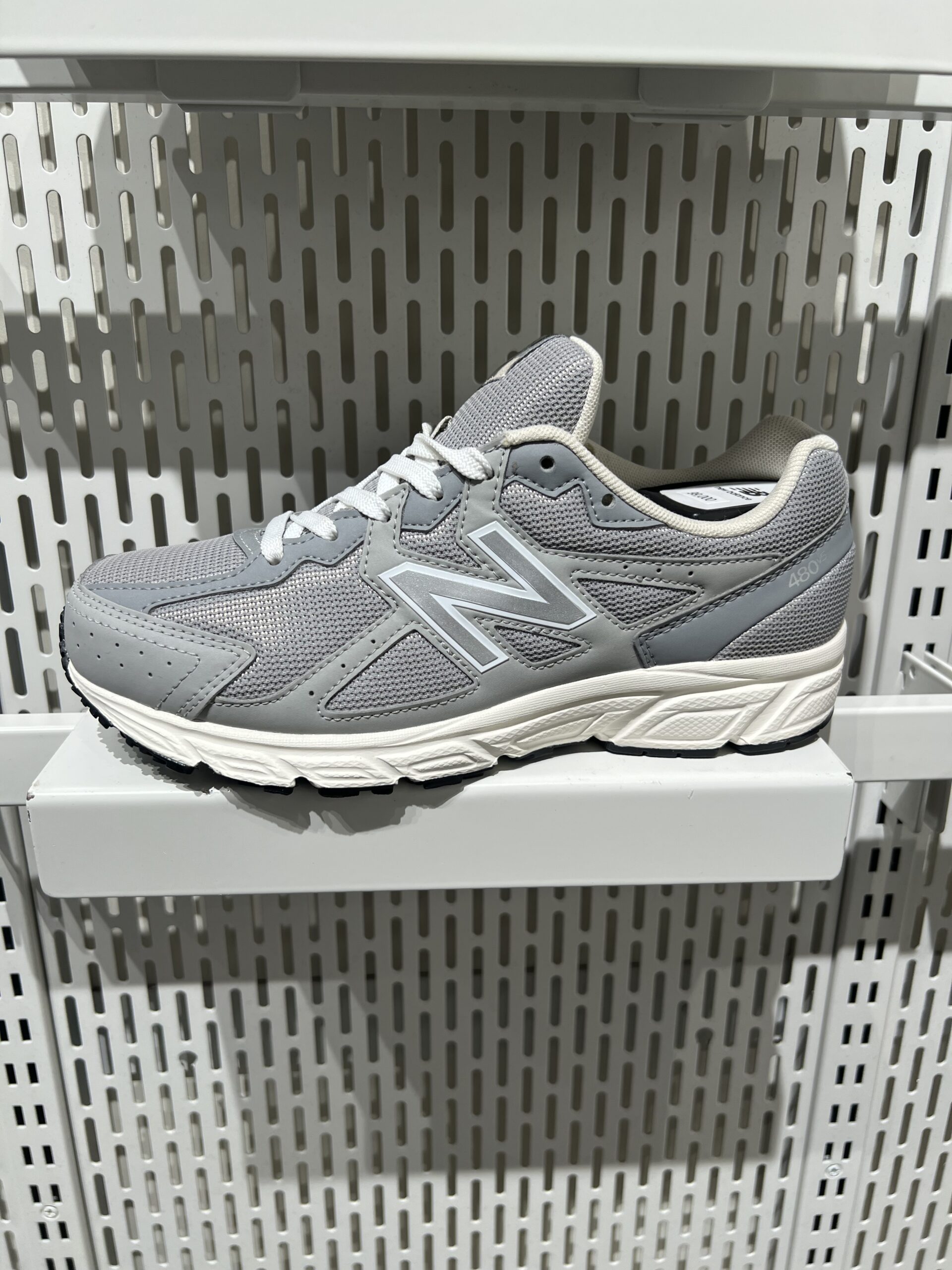 가볍고 넓은 발볼의 뉴발란스 480 러닝화, 일상과 운동 모두 OK!