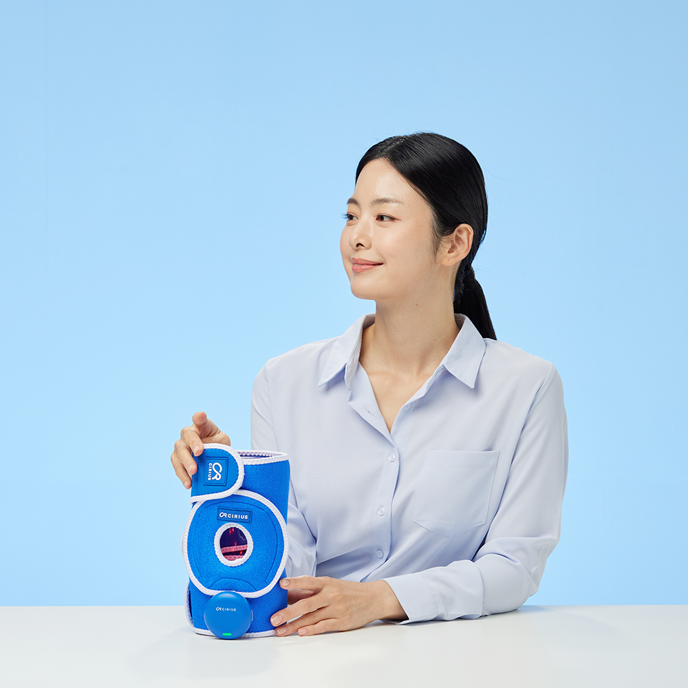 무릎 건강을 위한 LED 근적외선 마사지기, 집에서도 간편하게 사용하세요!
