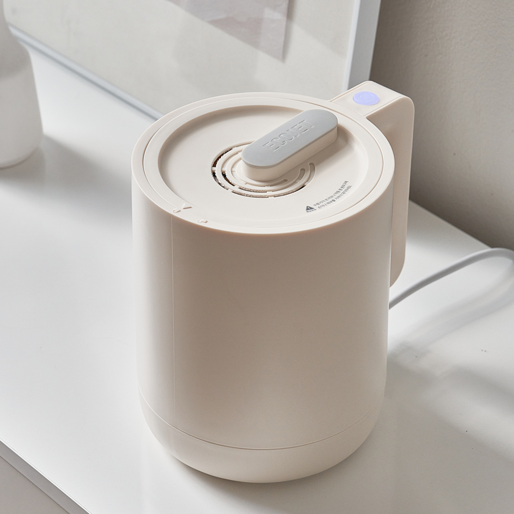 작고 귀여운 가열식 가습기, 책상 위에 딱 좋아요!