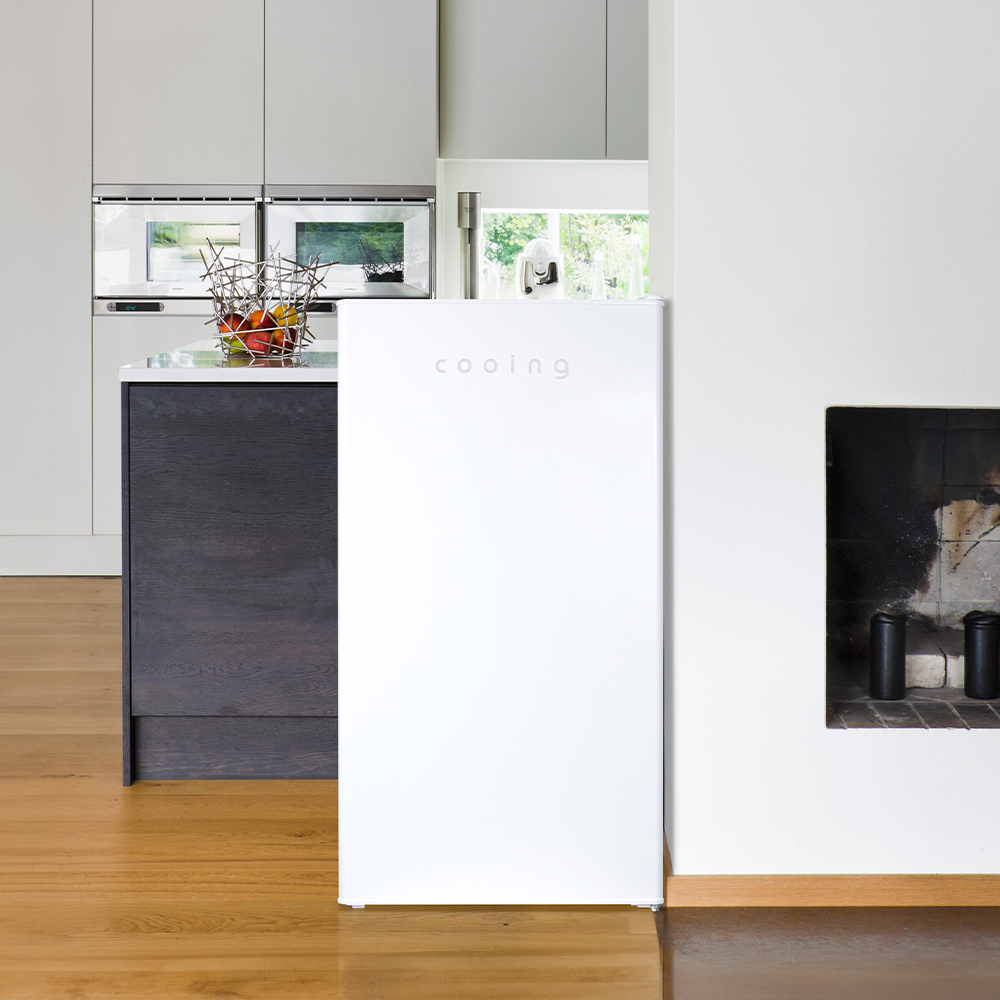 작고 깜찍한 냉장고로 공간 활용을 더 쉽고 편하게!