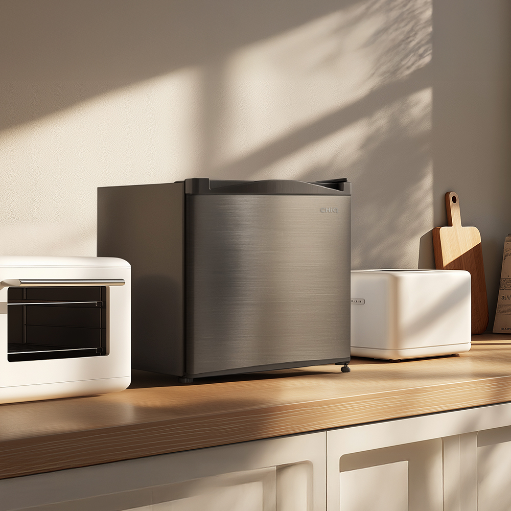 작고 귀여운 미니 냉장고, 원룸이나 사무실에 딱 좋아요!