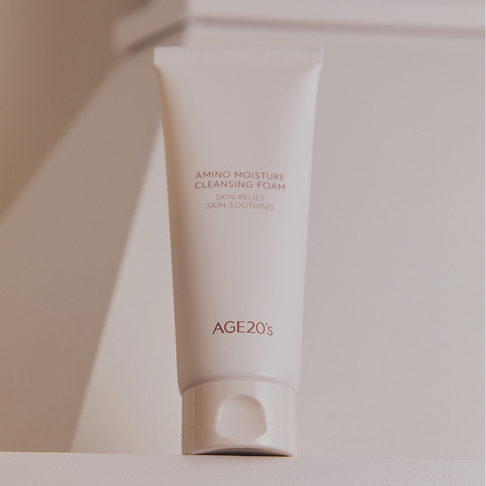 일상 속 피부를 깨끗하게! 에이지투웨니스 아미노 모이스처 클렌징폼 추천