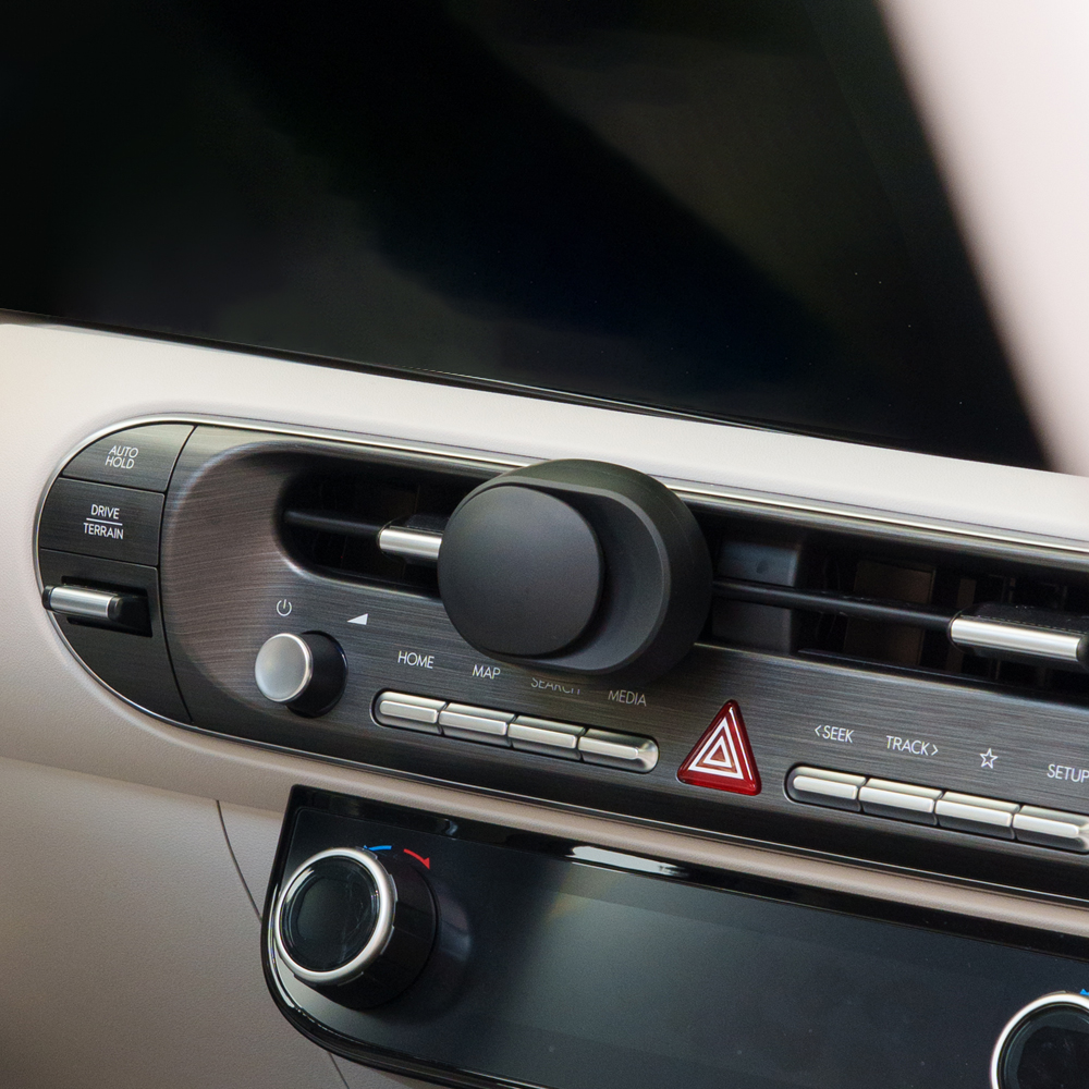 차량 내부를 고급스럽게 만들어주는 방향제, 한번 써보세요!