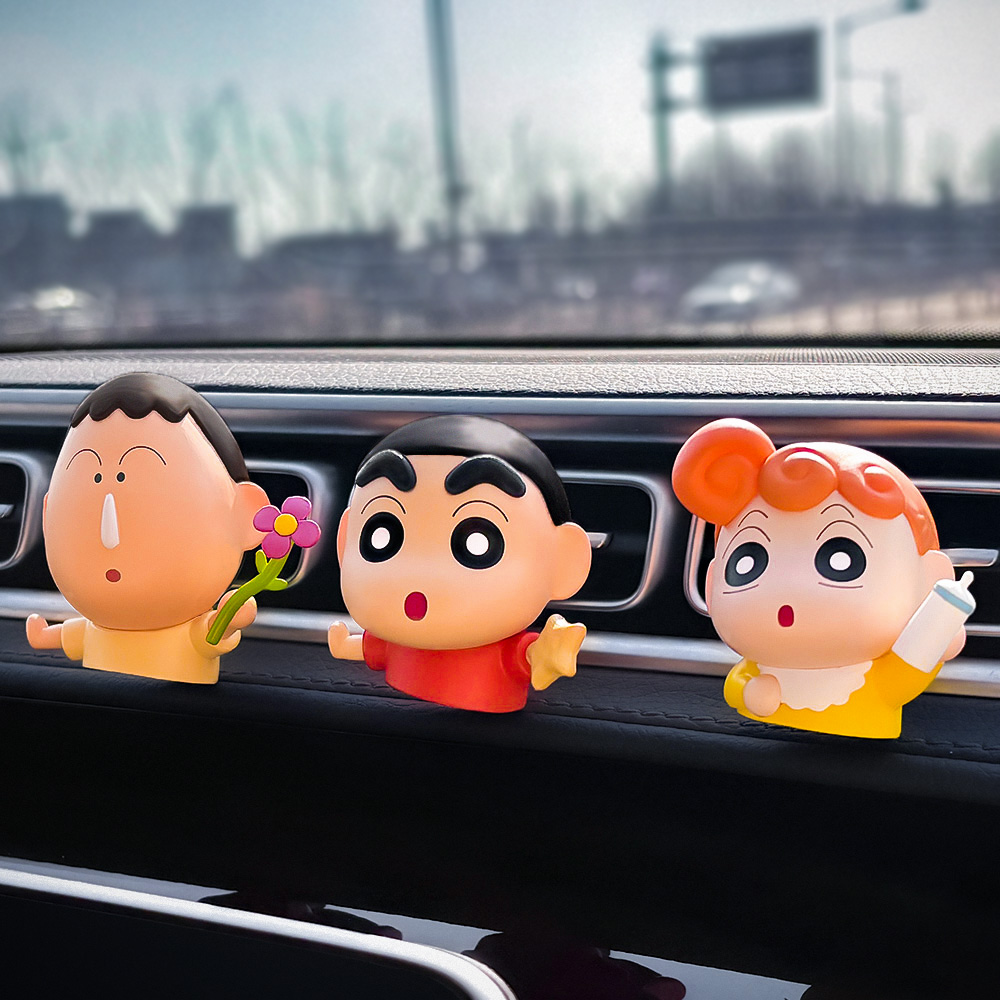 귀엽고 실용적인 짱구 차량용 디퓨저로 자동차 인테리어 업그레이드하세요!