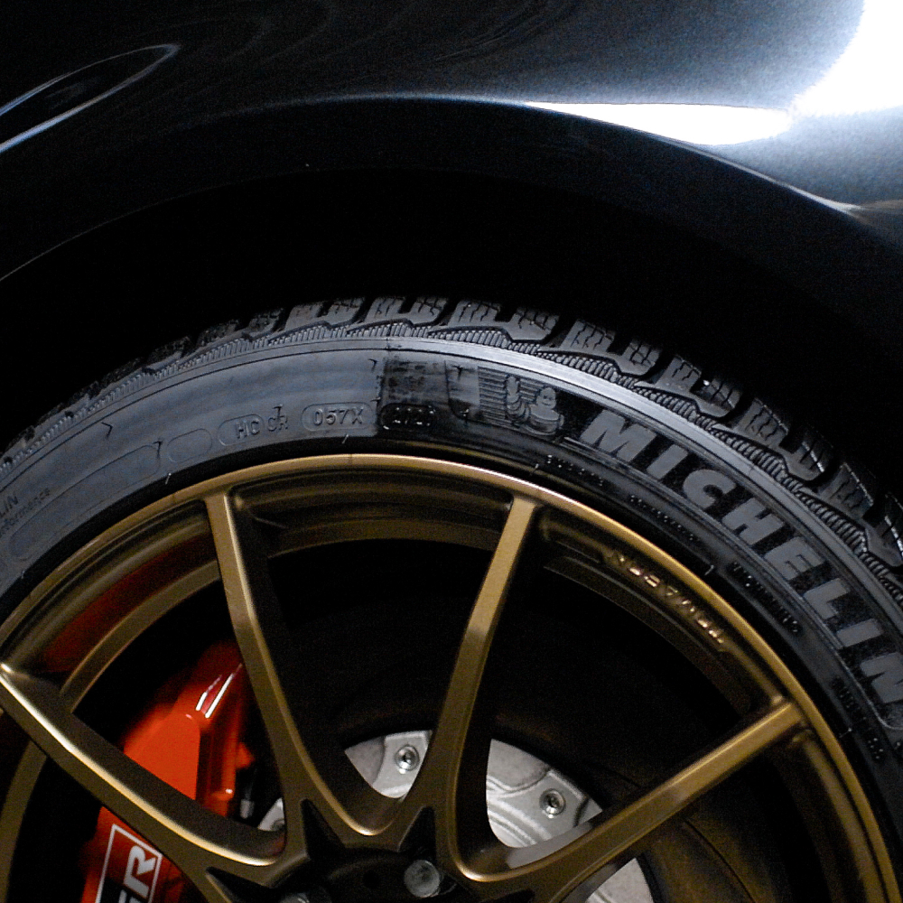 자동차 타이어를 새것처럼 빛내주는 고성능 코팅제 추천