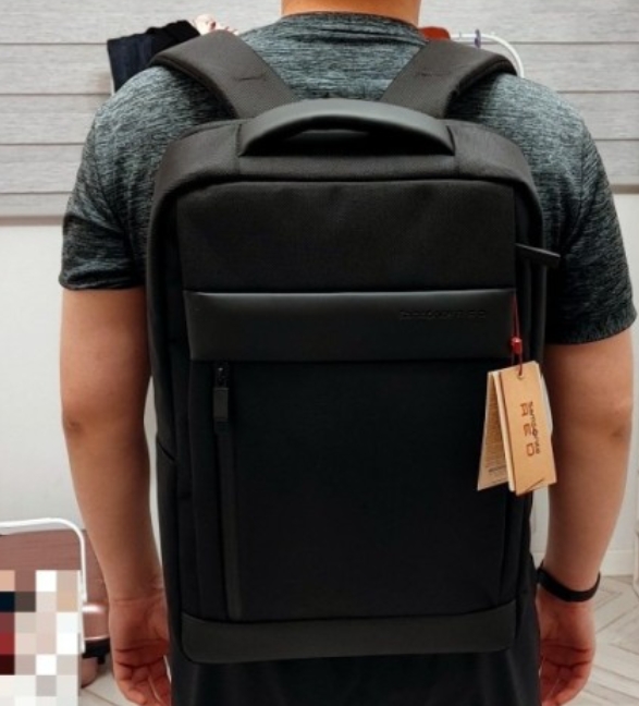 직장인과 대학생 모두 딱 좋아! 깔끔하고 슬림한 노트북 가방 추천