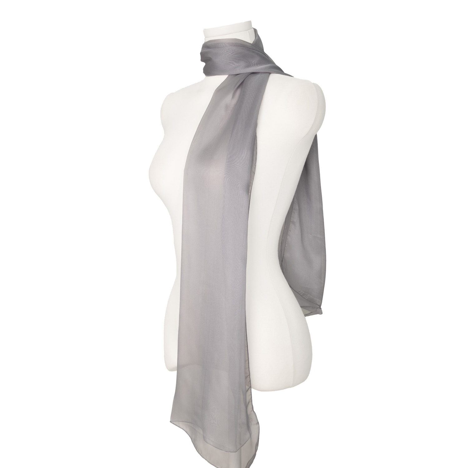 일상 속에서 자연스럽게 어울리는 쉬폰 스카프 추천