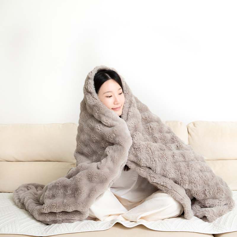 집에서도 캠핑에서도 딱! 따뜻하고 포근한 전기 담요 추천