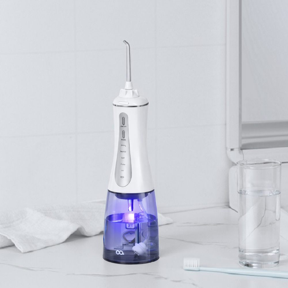 가볍고 편리하게 치아 관리하는 방법, 휴대용 구강세정기 추천!