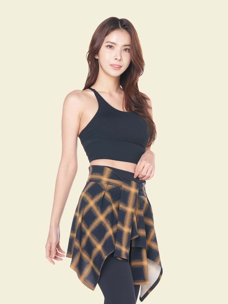 편안하게 입는 힙커버와 랩스커트, 스타일리시하게 연출하는 방법