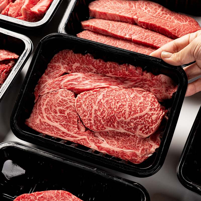 가족과 함께 즐기기 좋은 1등급 한우 선물세트, 어떤 구성들이 있을까?