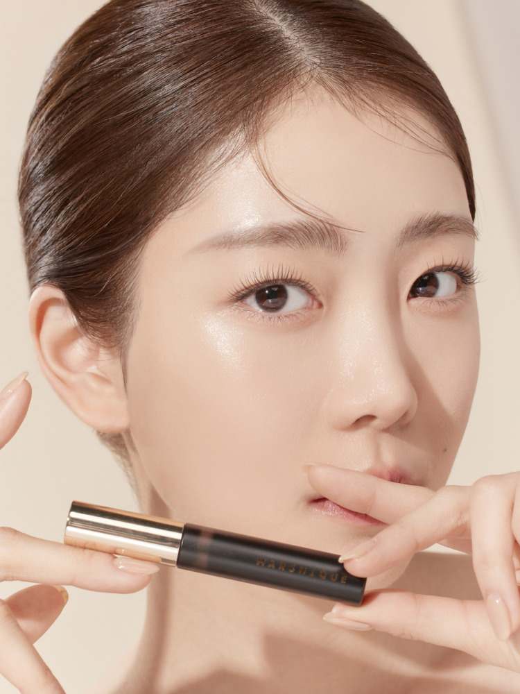 속눈썹 건강과 아름다움을 동시에 챙기는 비건 영양제 추천