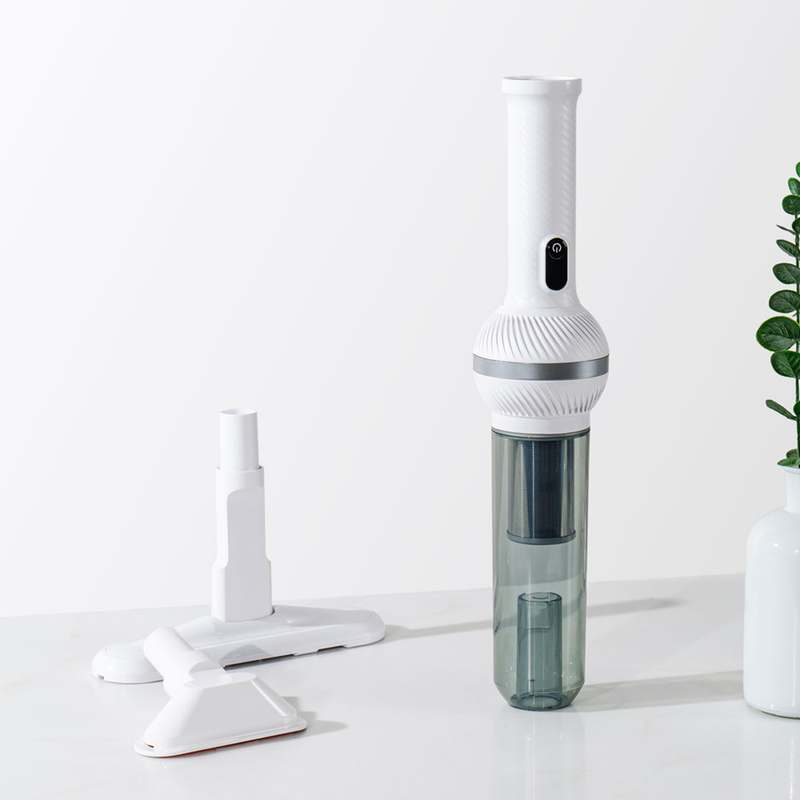 가볍고 강력한 무선청소기, 집안일이 훨씬 쉬워져요!