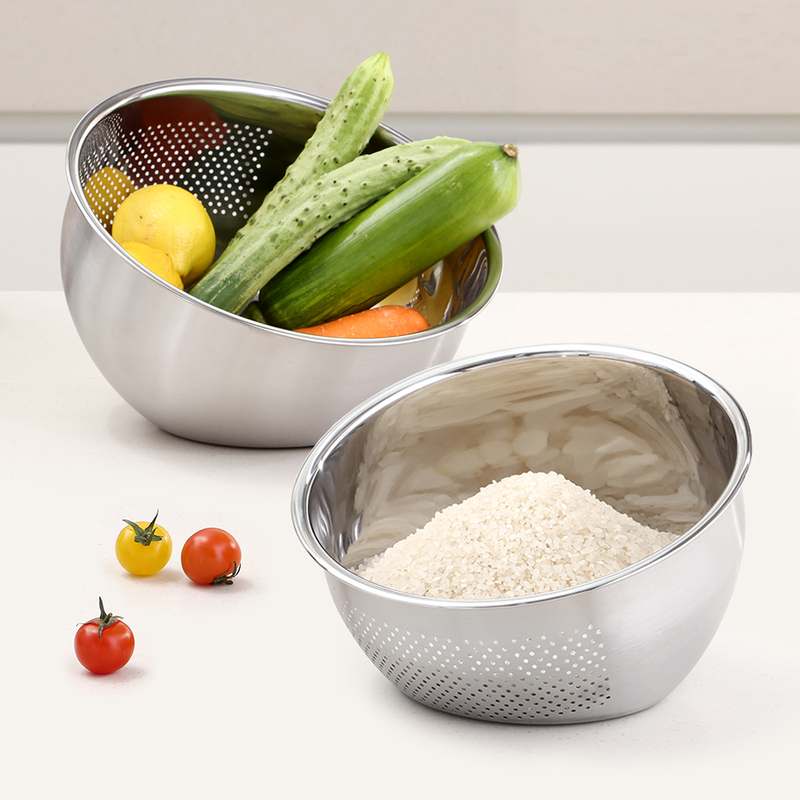 쉽고 빠르게 쌀 씻기! 스텐레스 세척볼로 간편하게 해결하는 방법