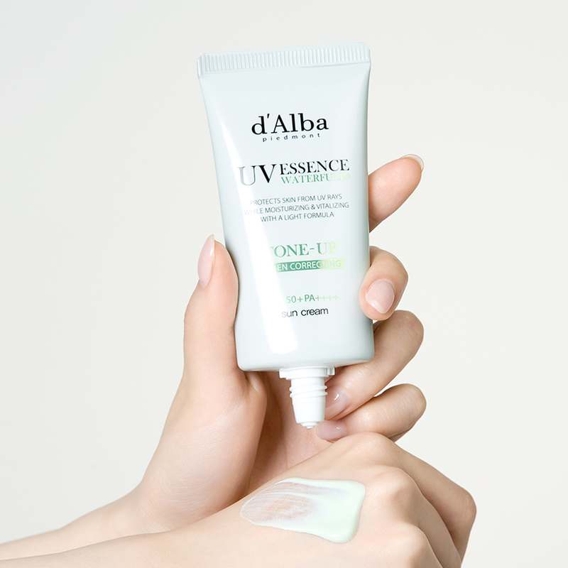 쉽고 편하게 피부 톤을 밝히는 달바 선크림 추천!