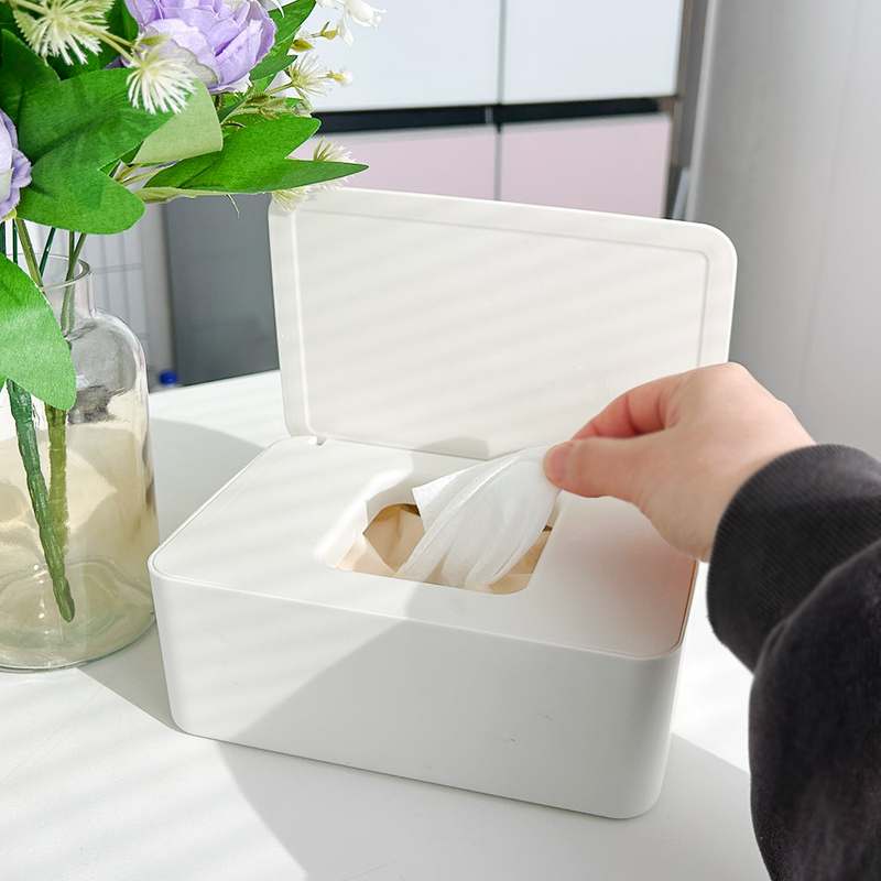 작은 크기에 실용성까지 챙긴 물티슈 케이스 추천