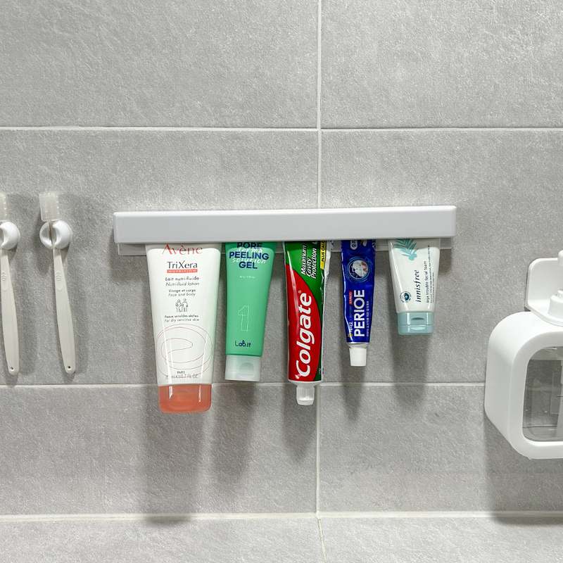 쉽고 깔끔하게 치약 정리하는 방법, 튜브 거치대 추천!