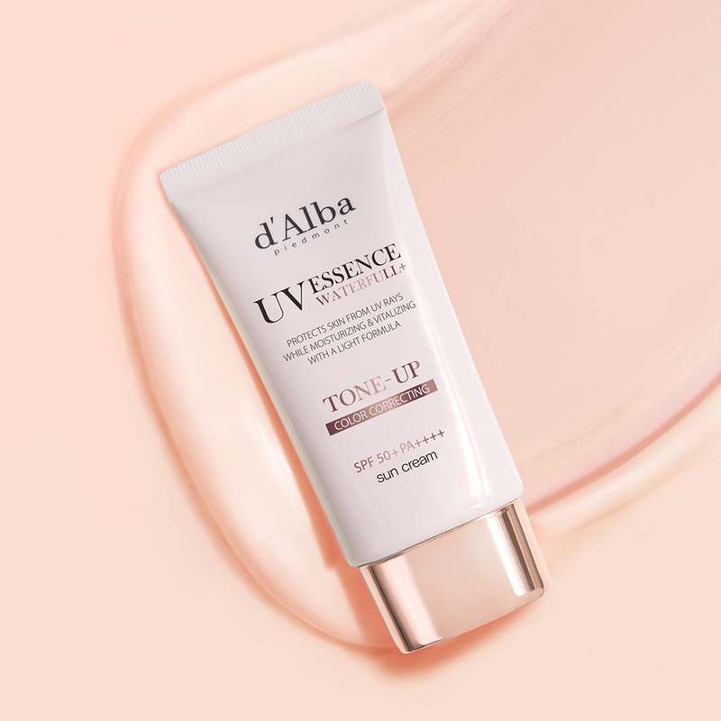 일상에서 자연스럽게 사용하는 달바 비건 워터풀 핑크 톤업 선크림 추천!