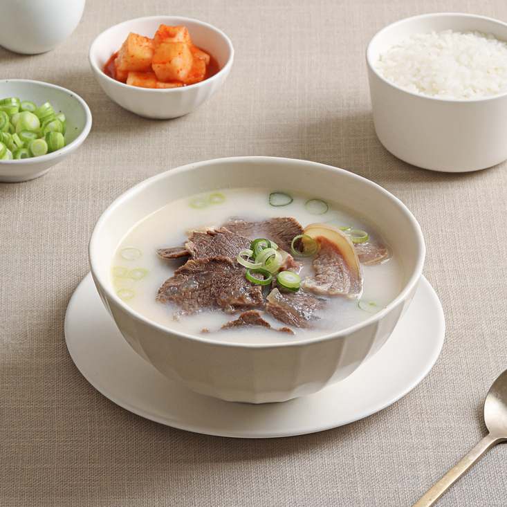 집에서 즐기는 진한 한우 소머리 곰탕, 몸보신으로 딱 좋아요!