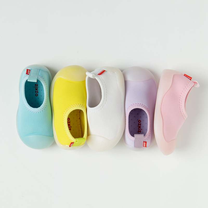 아이들이 신나게 신을 수 있는 귀여운 유아 아쿠아슈즈 추천!