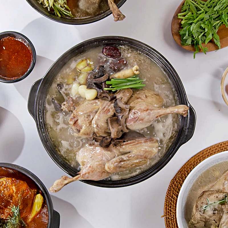 복날에 딱 좋은 능이오리백숙 밀키트, 집에서 간편하게 즐기기