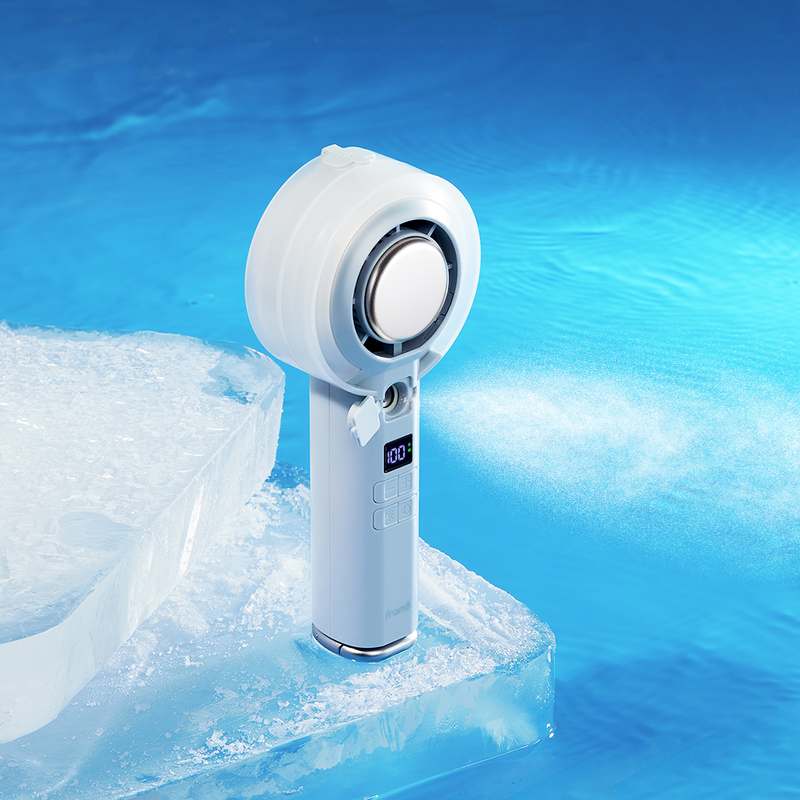 더운 날씨에 딱! 손쉽게 시원함을 느낄 수 있는 미스트 아이스제트 선풍기 추천