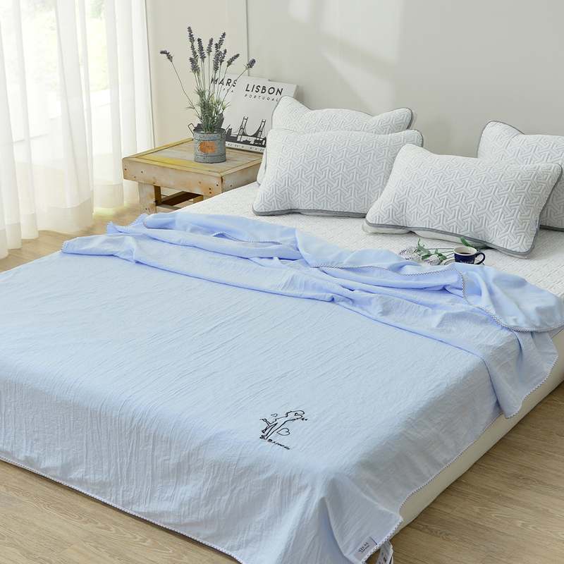 여름철에 딱인 부드럽고 시원한 이불 세트 추천!