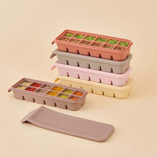 쉽고 깔끔하게! 이유식 보관에 딱인 실리콘 큐브틀 추천