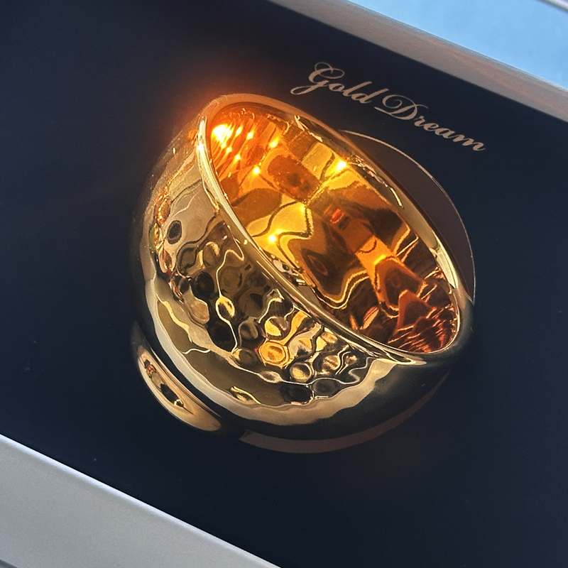 전통적인 황금술잔으로 특별한 기념일을 더욱 빛내보세요!